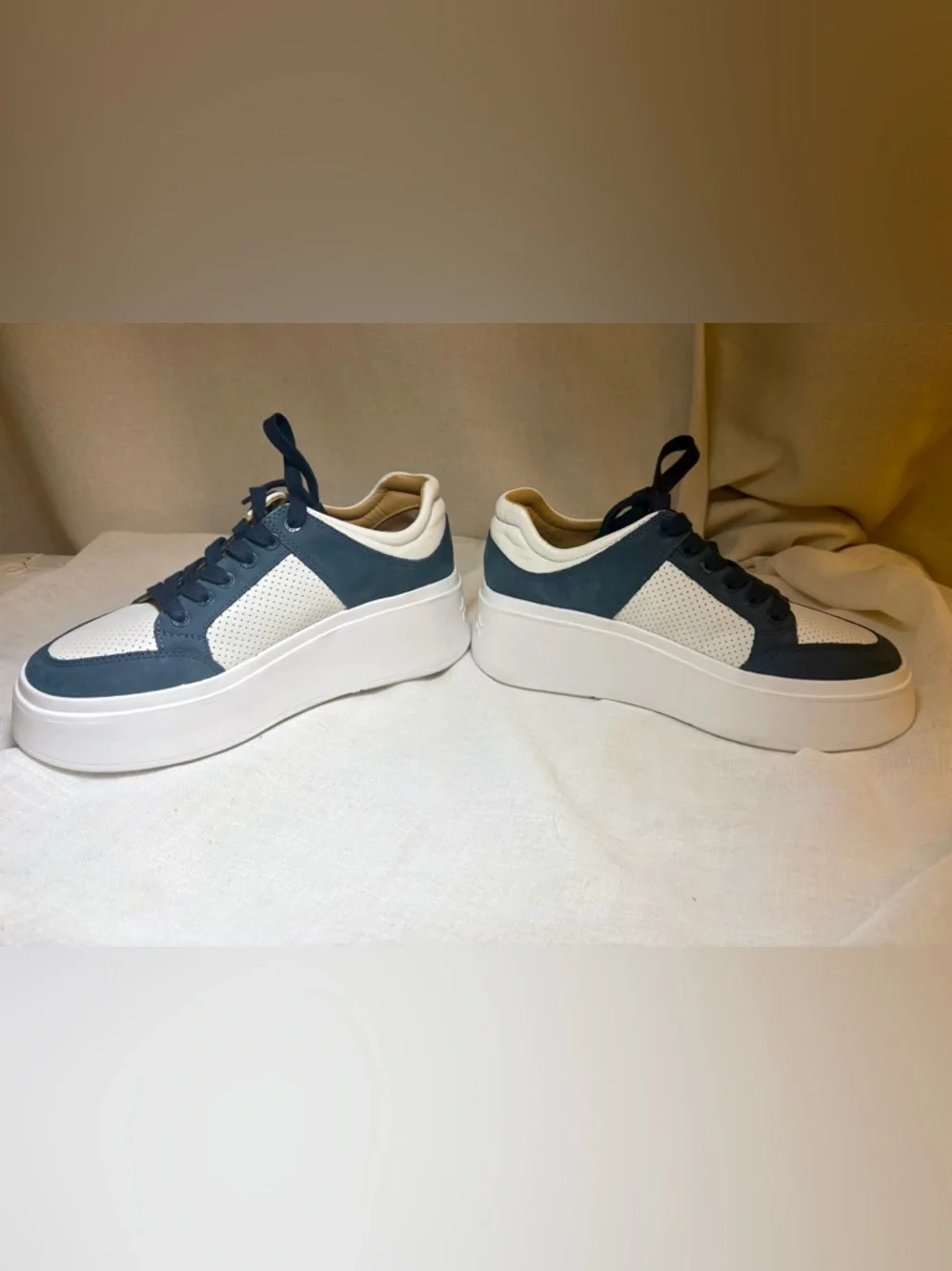 J/Slides NYC Platform Sneakers Leather Navy White Star Sole Size 8 NEW